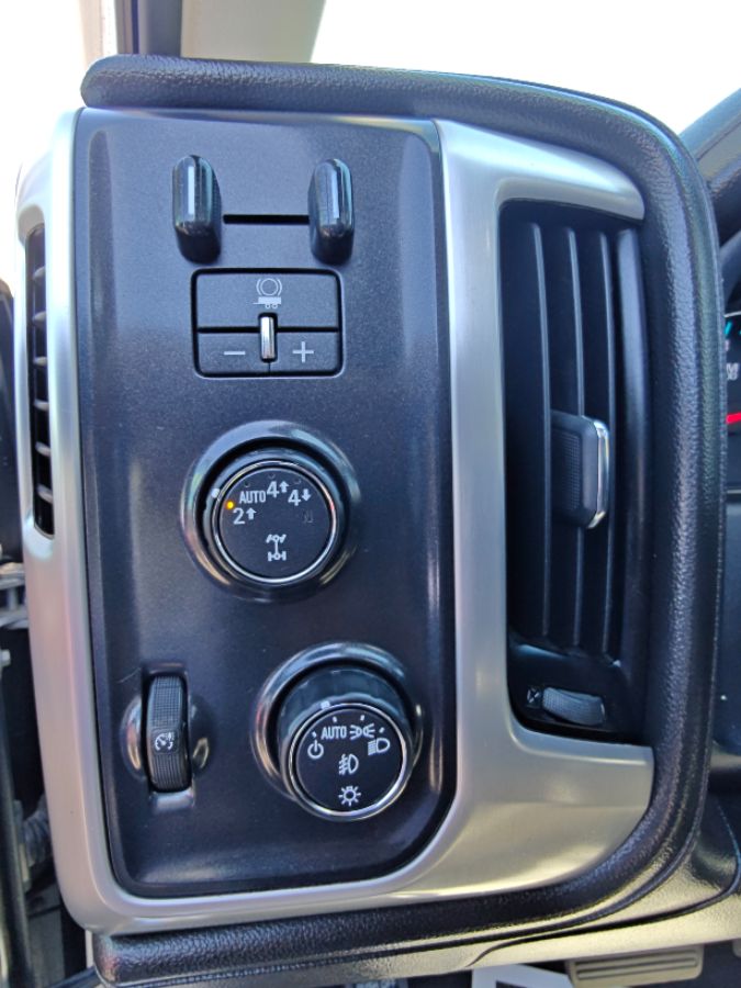 GMC Sierra photo 27