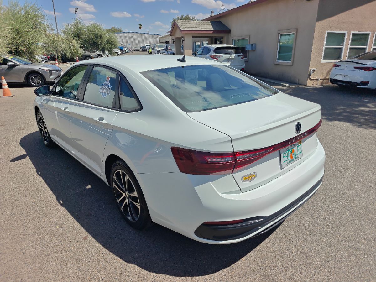 Volkswagen Jetta photo 12