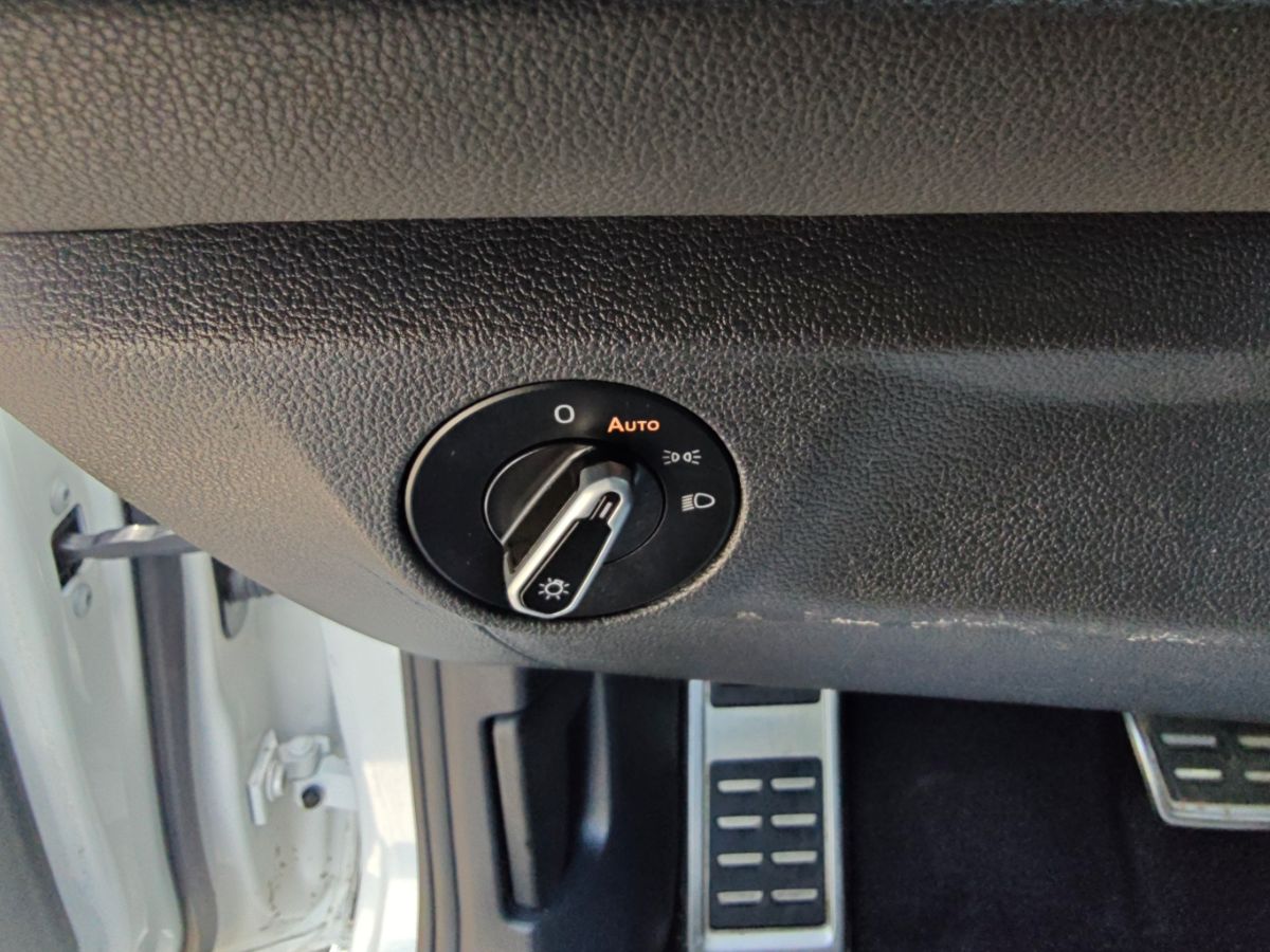 Volkswagen Jetta photo 24