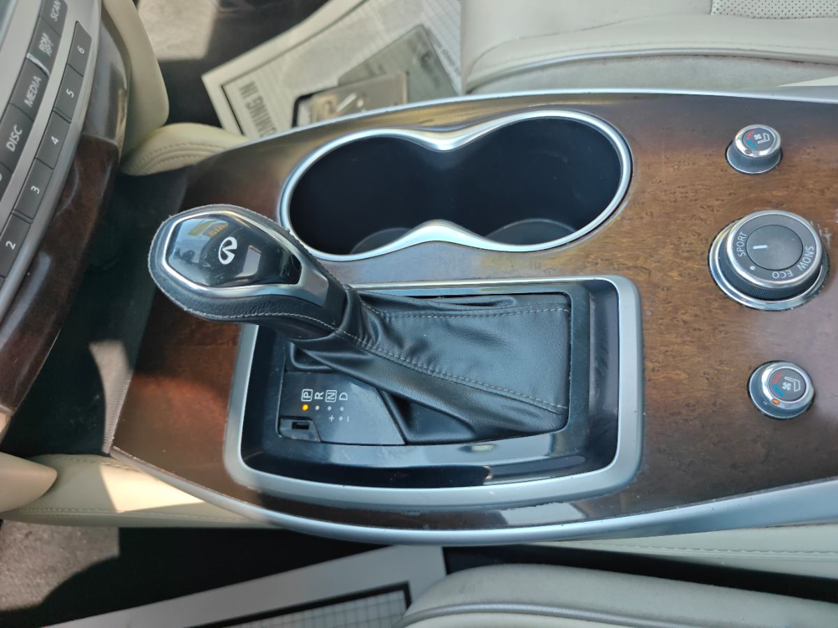 Infiniti QX60 photo 38