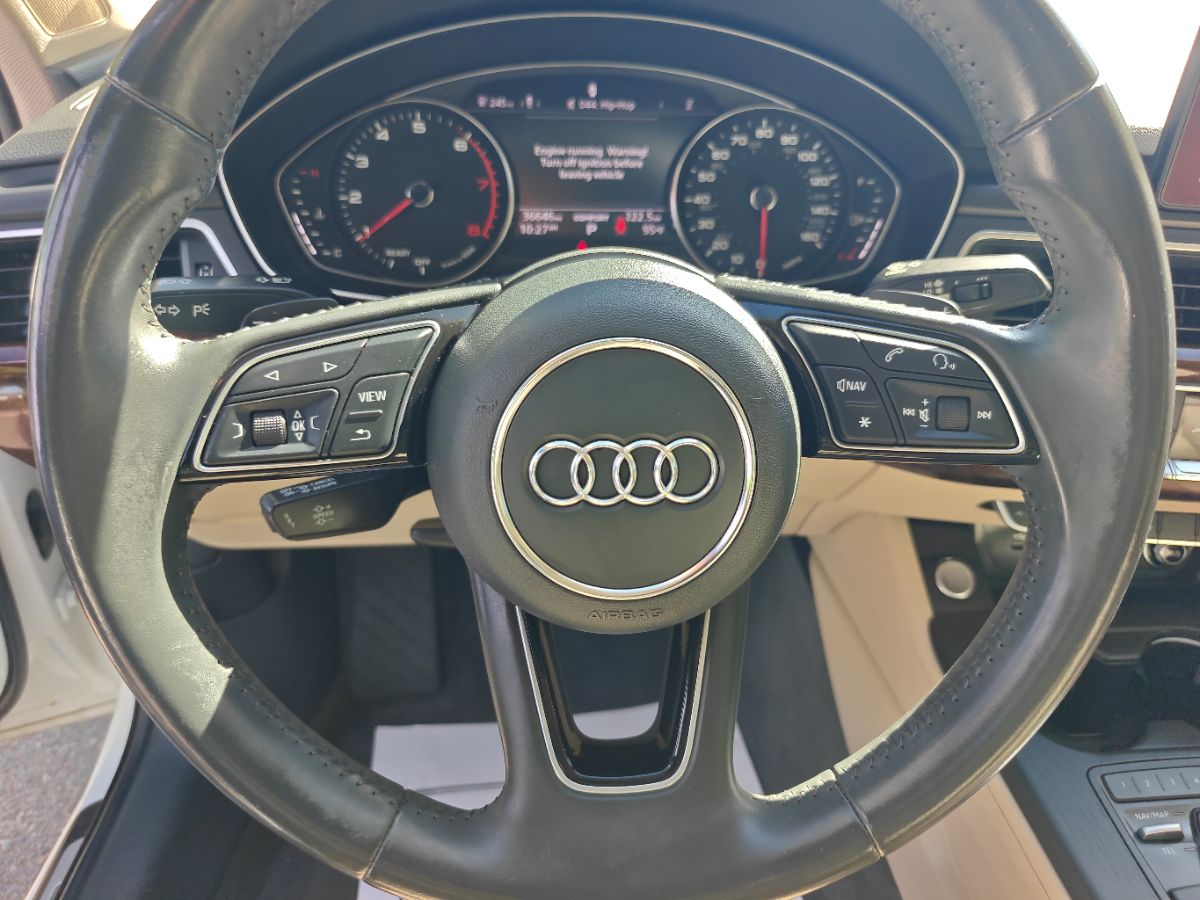 Audi A4 photo 29