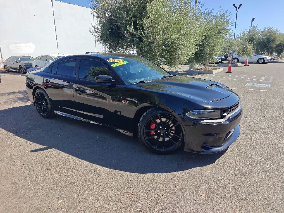Dodge Charger photo 2