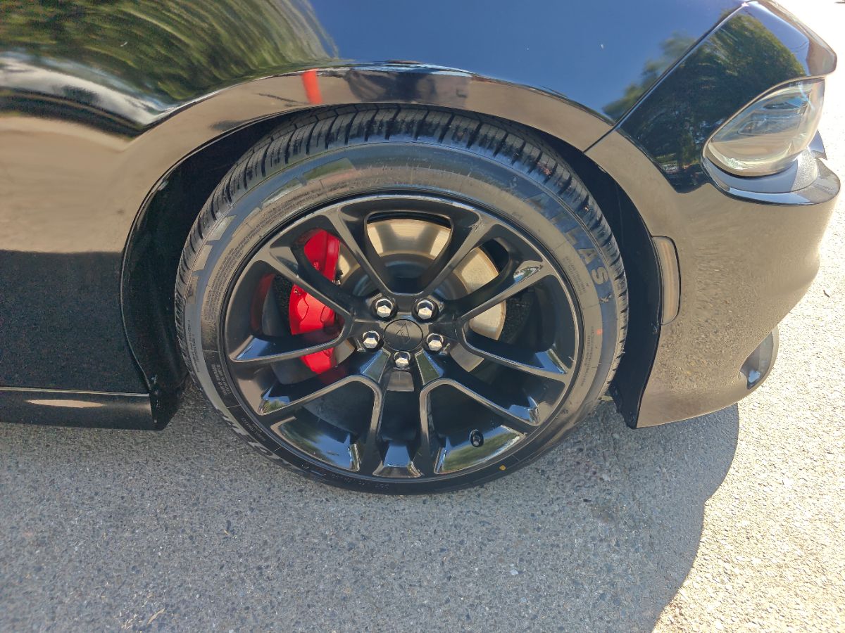 Dodge Charger photo 8