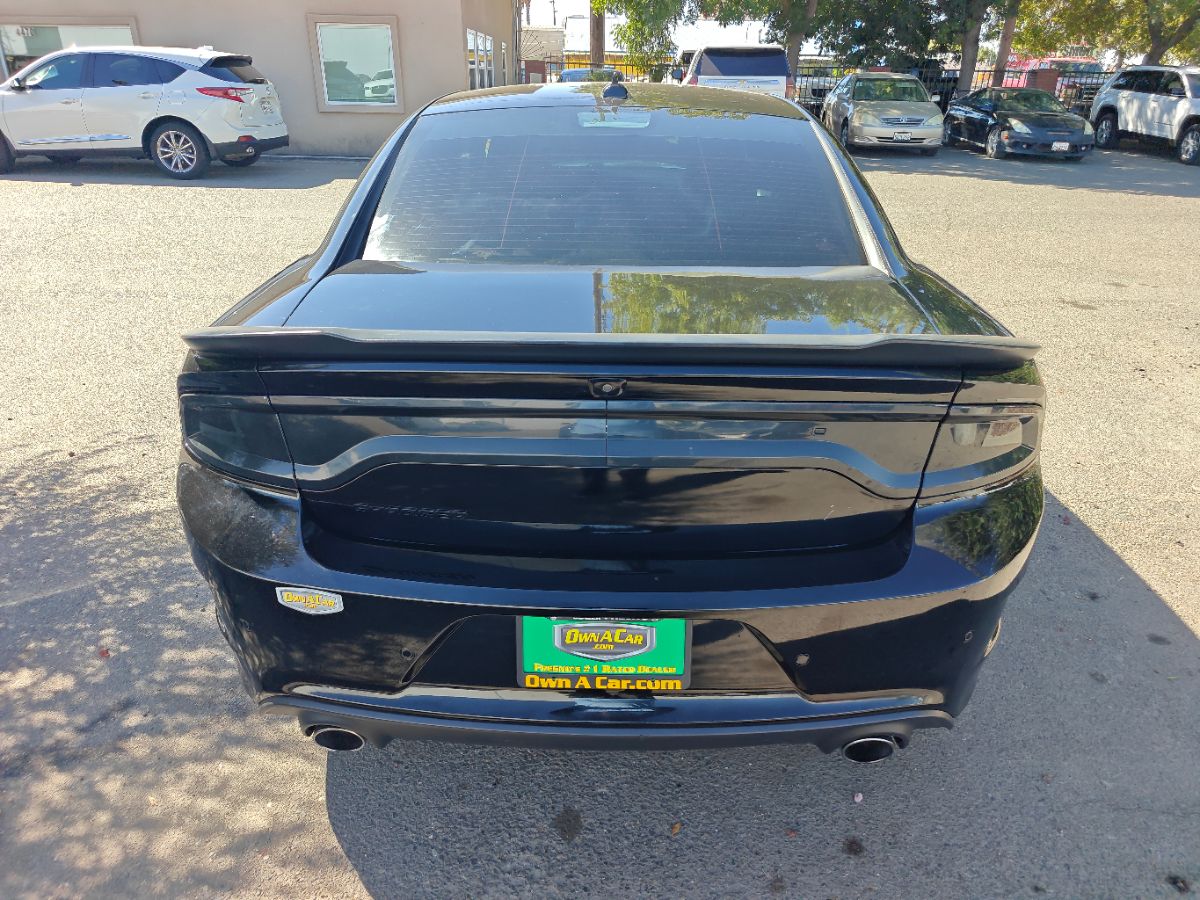 Dodge Charger photo 11