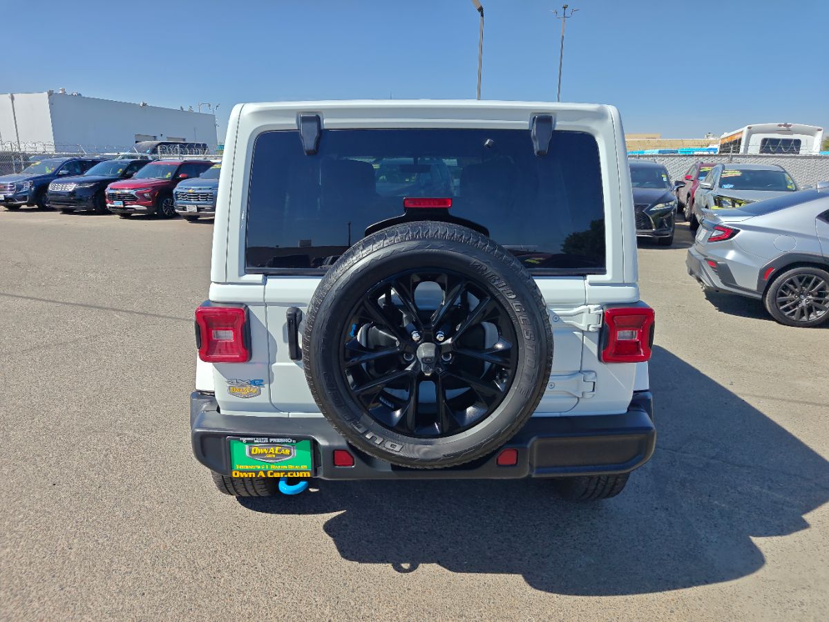 Jeep Wrangler photo 11