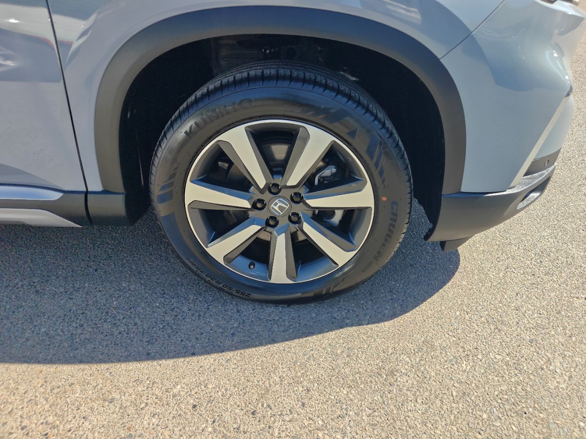 Honda Pilot photo 8