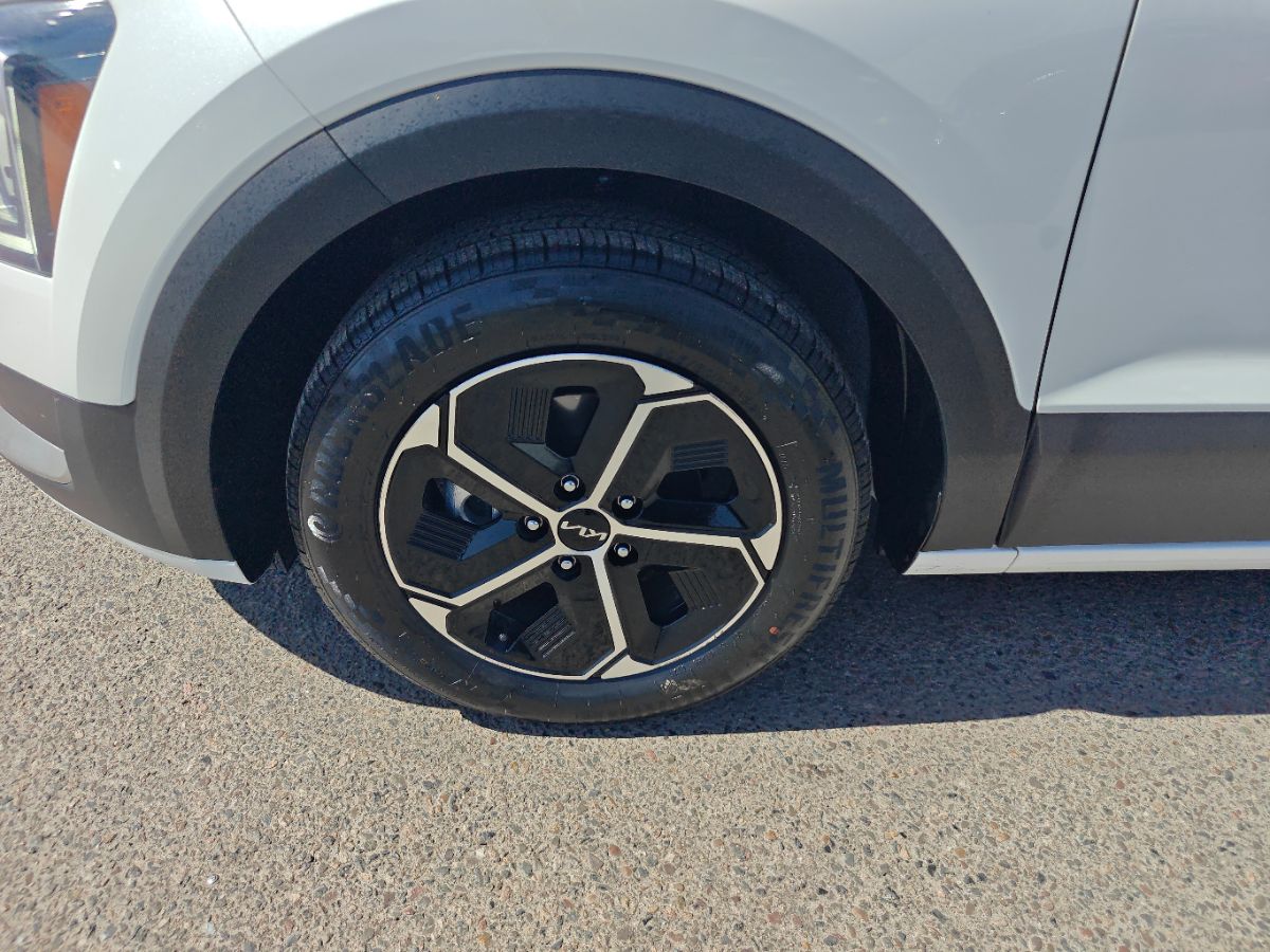 Kia Niro photo 16