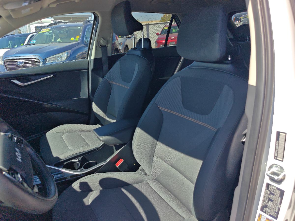 Kia Niro photo 22