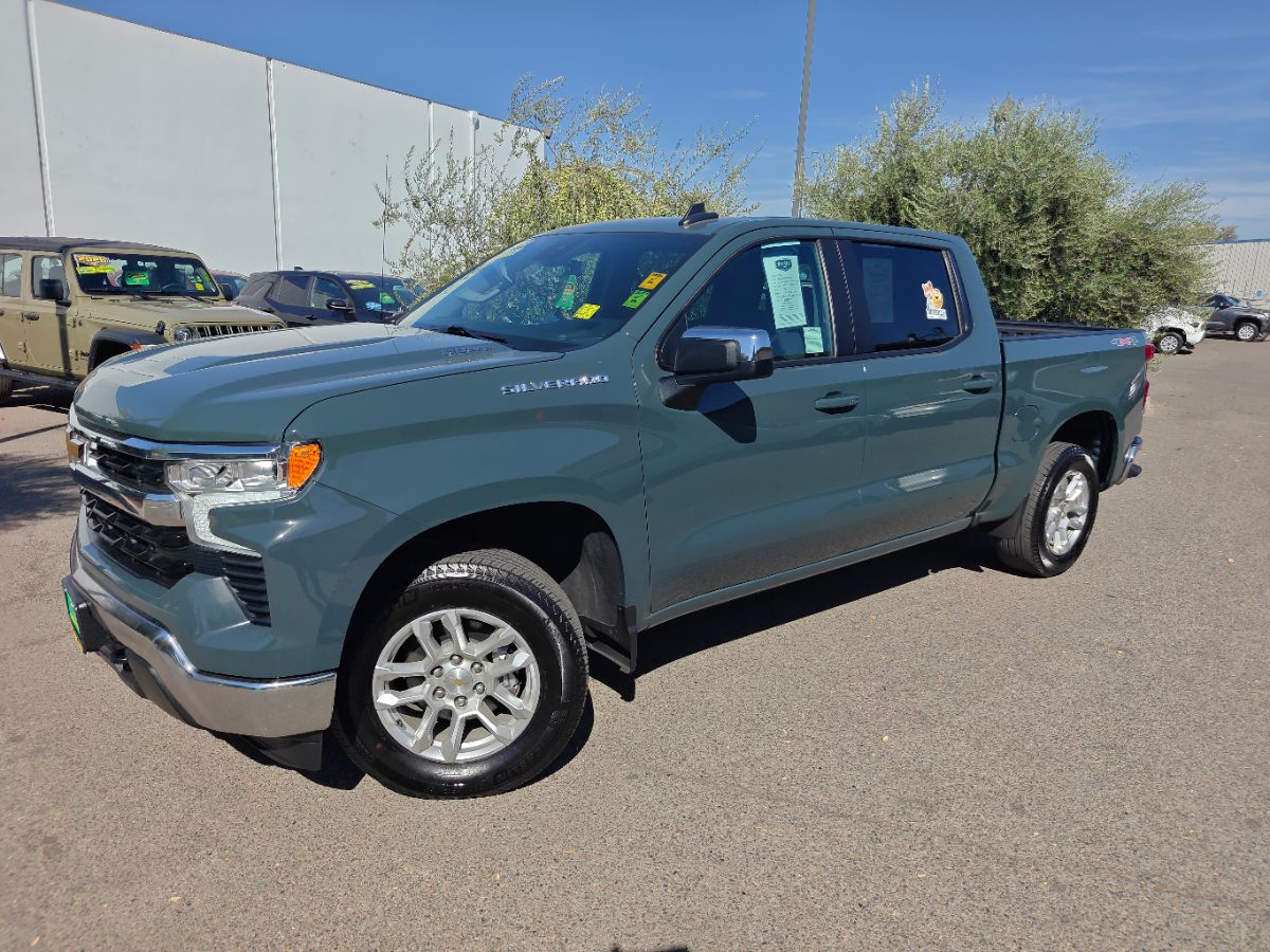 Chevrolet Silverado photo 5