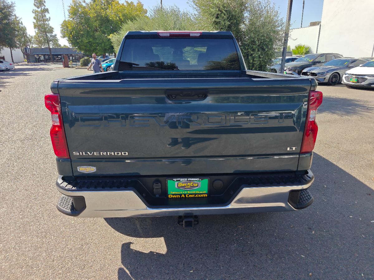 Chevrolet Silverado photo 11