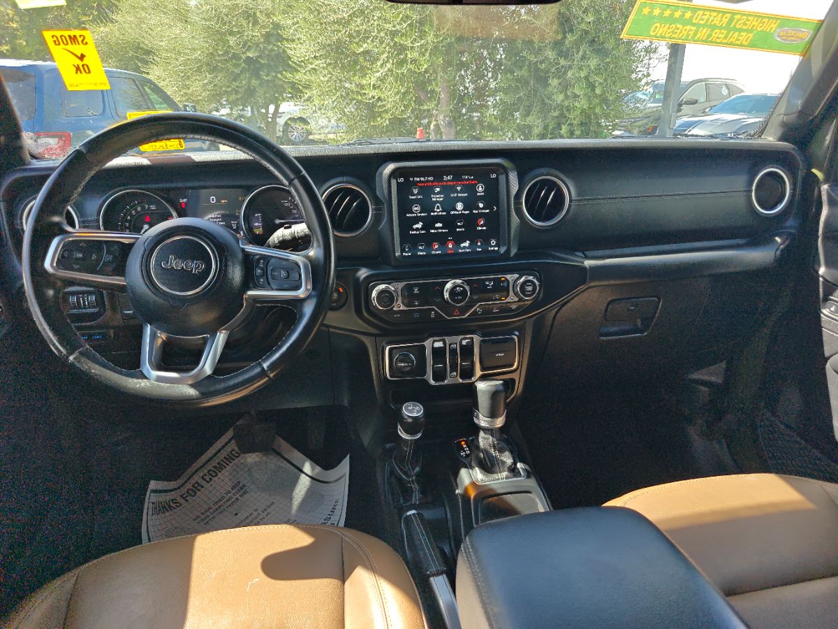 Jeep Wrangler photo 20