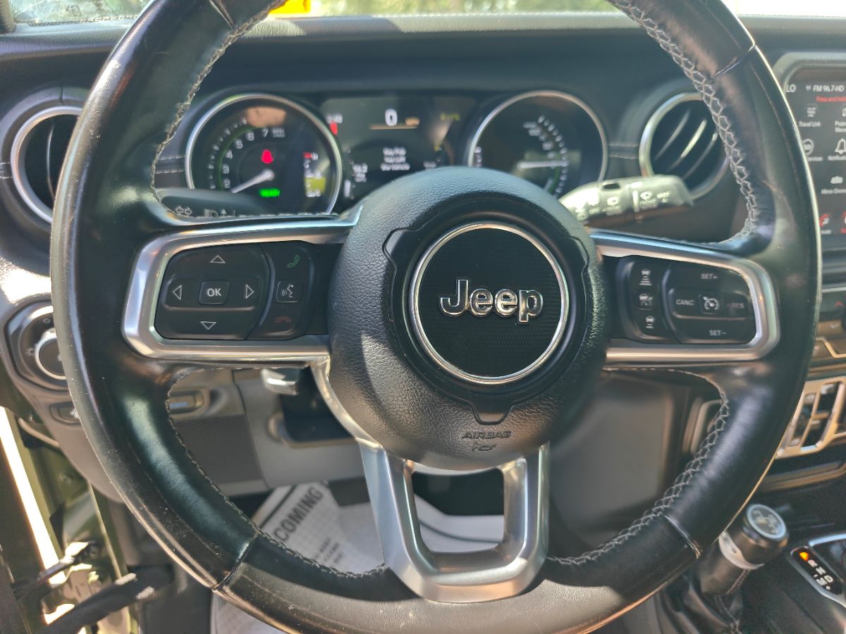 Jeep Wrangler photo 28