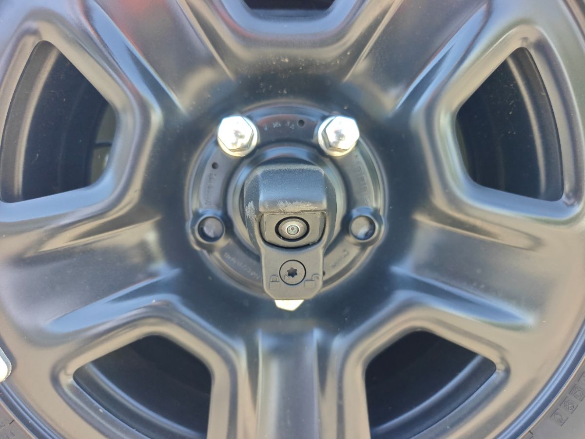 Jeep Wrangler photo 13