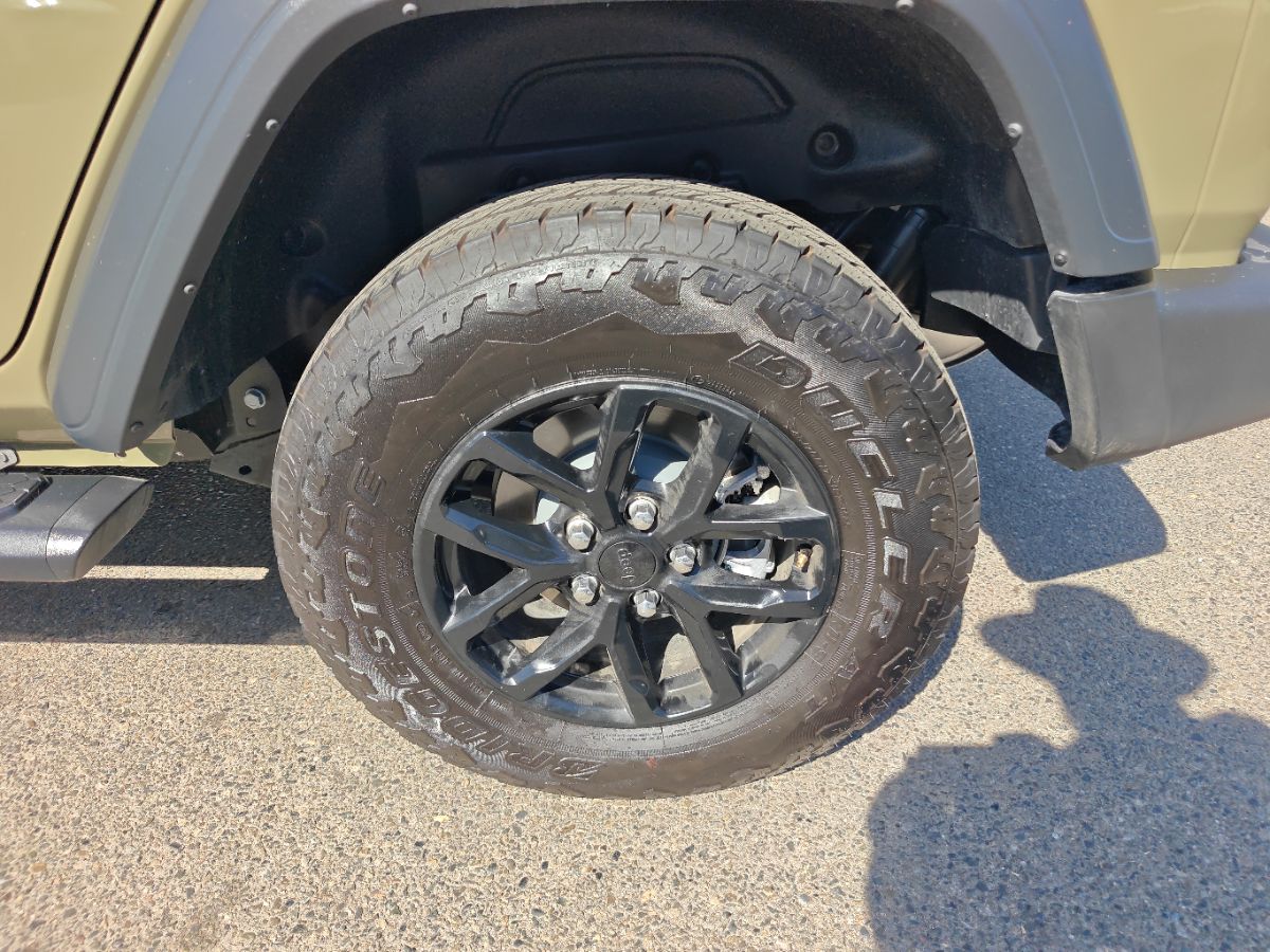 Jeep Wrangler photo 15