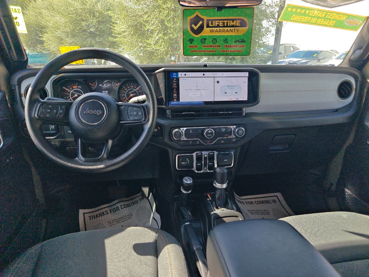 Jeep Wrangler photo 19