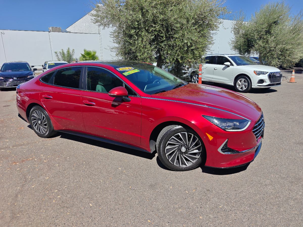 Hyundai Sonata photo 2