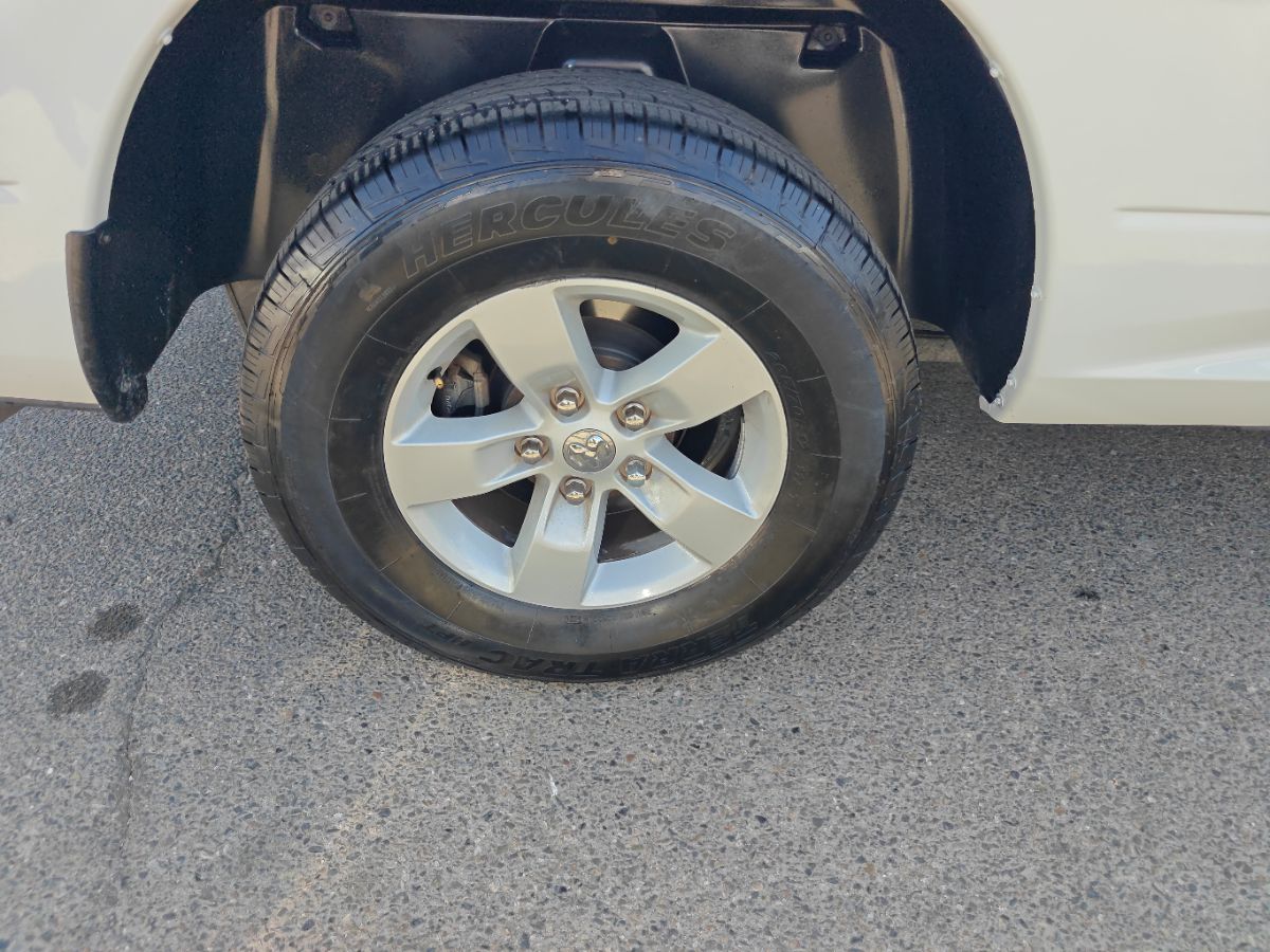 Ram 1500 photo 9