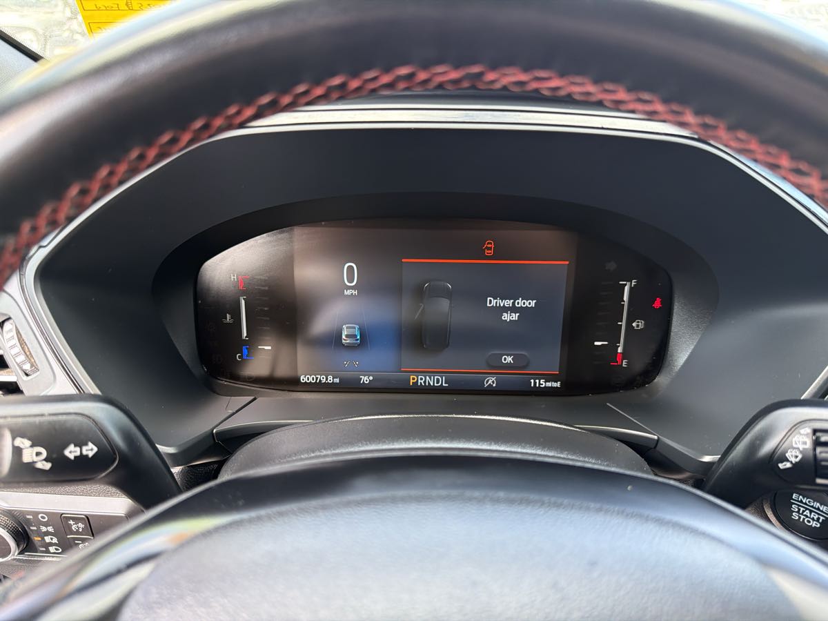 Ford Escape photo 17