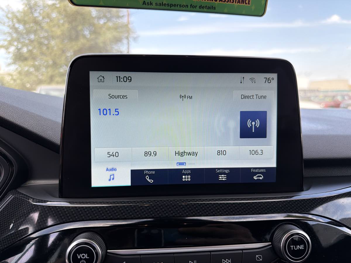 Ford Escape photo 18