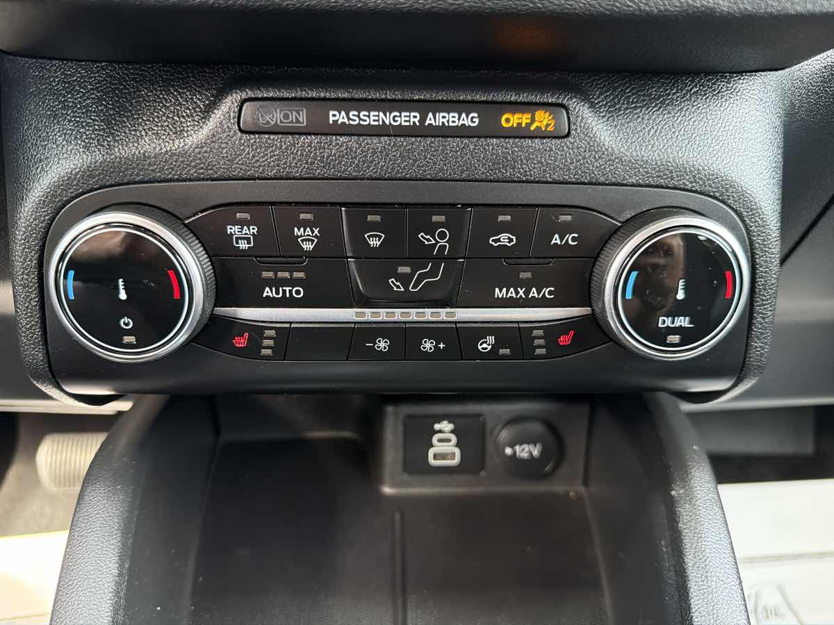 Ford Escape photo 20