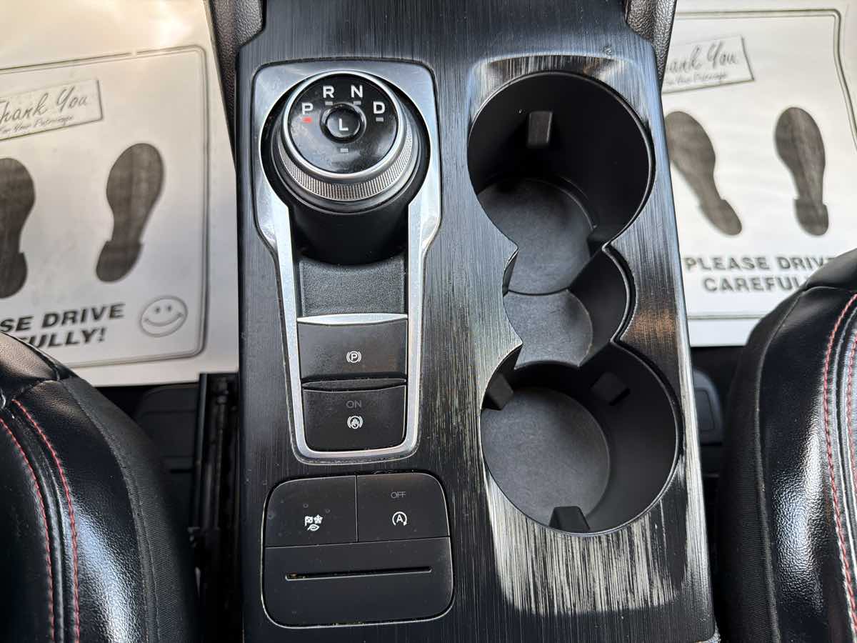 Ford Escape photo 21