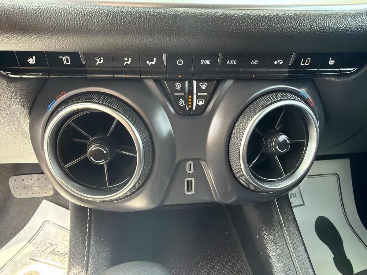 Chevrolet Blazer photo 19
