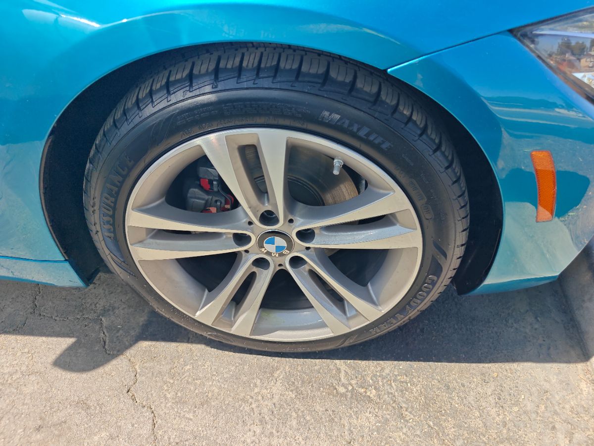 BMW 4 Series photo 8