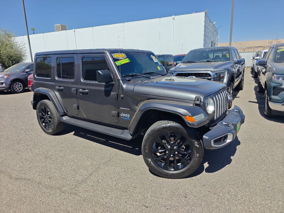 Jeep Wrangler photo 2