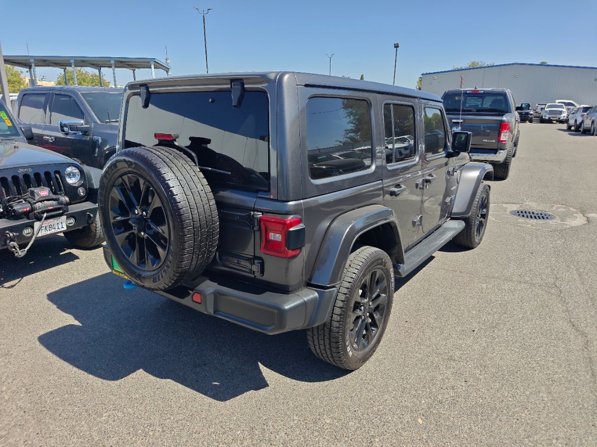Jeep Wrangler photo 10
