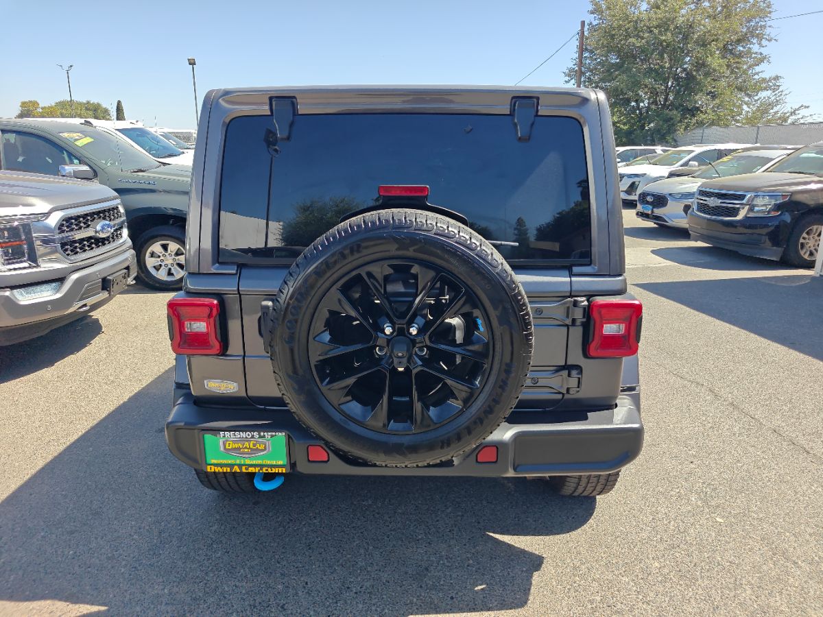 Jeep Wrangler photo 11