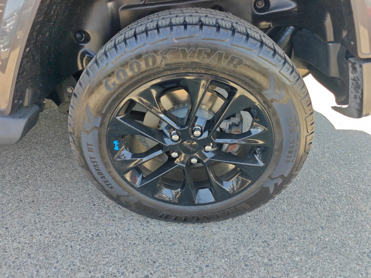 Jeep Wrangler photo 16