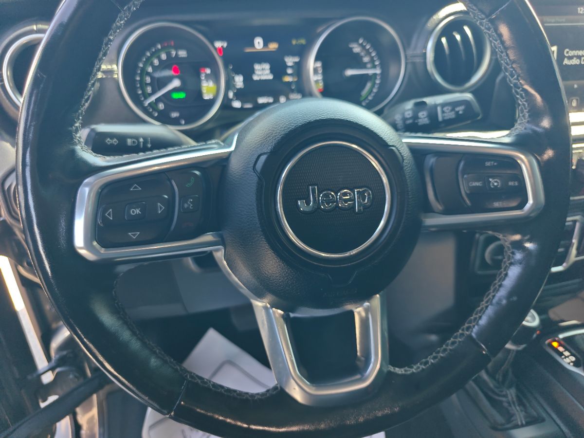 Jeep Wrangler photo 28