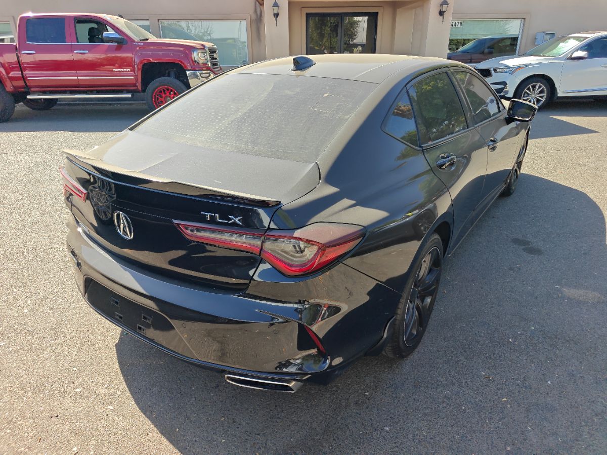 Acura TLX photo 10