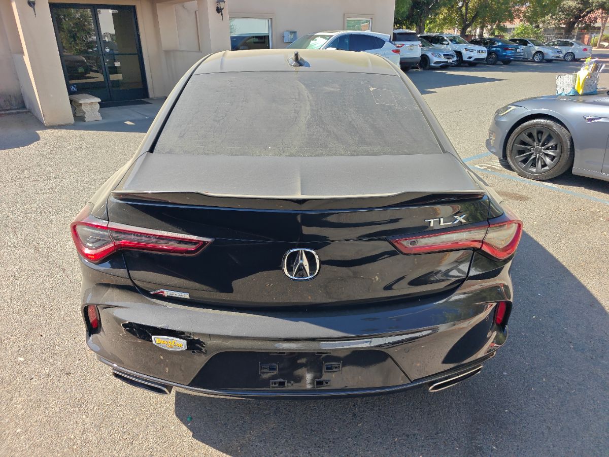 Acura TLX photo 11