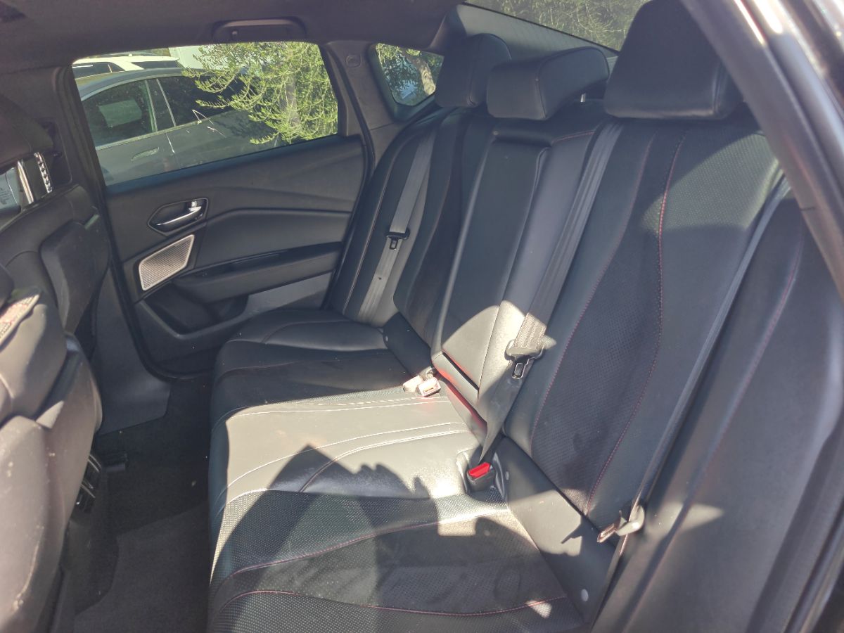 Acura TLX photo 17