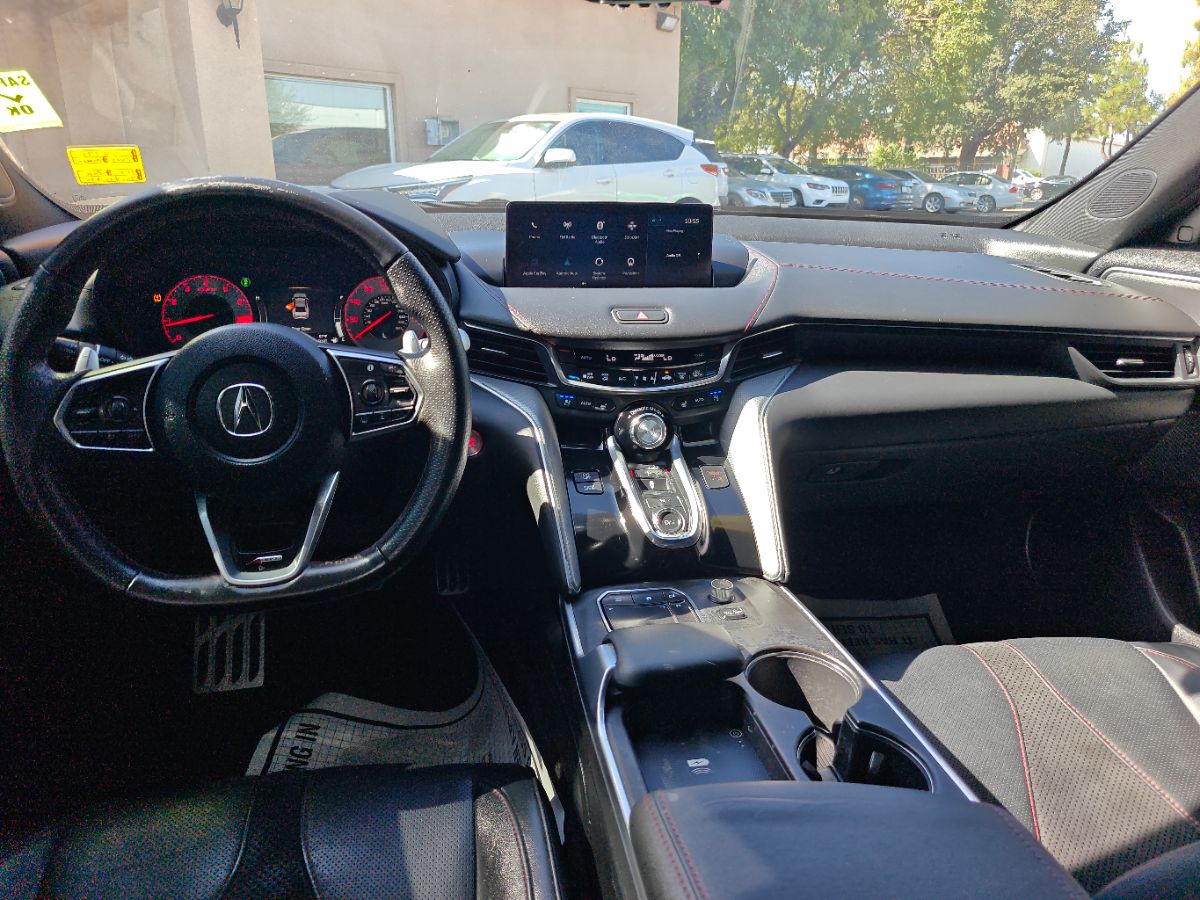 Acura TLX photo 19
