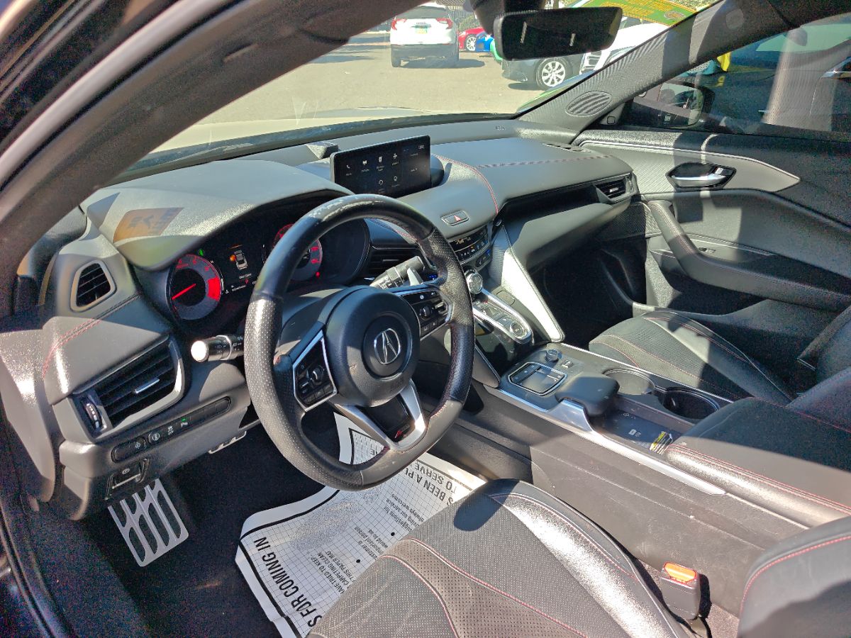 Acura TLX photo 25