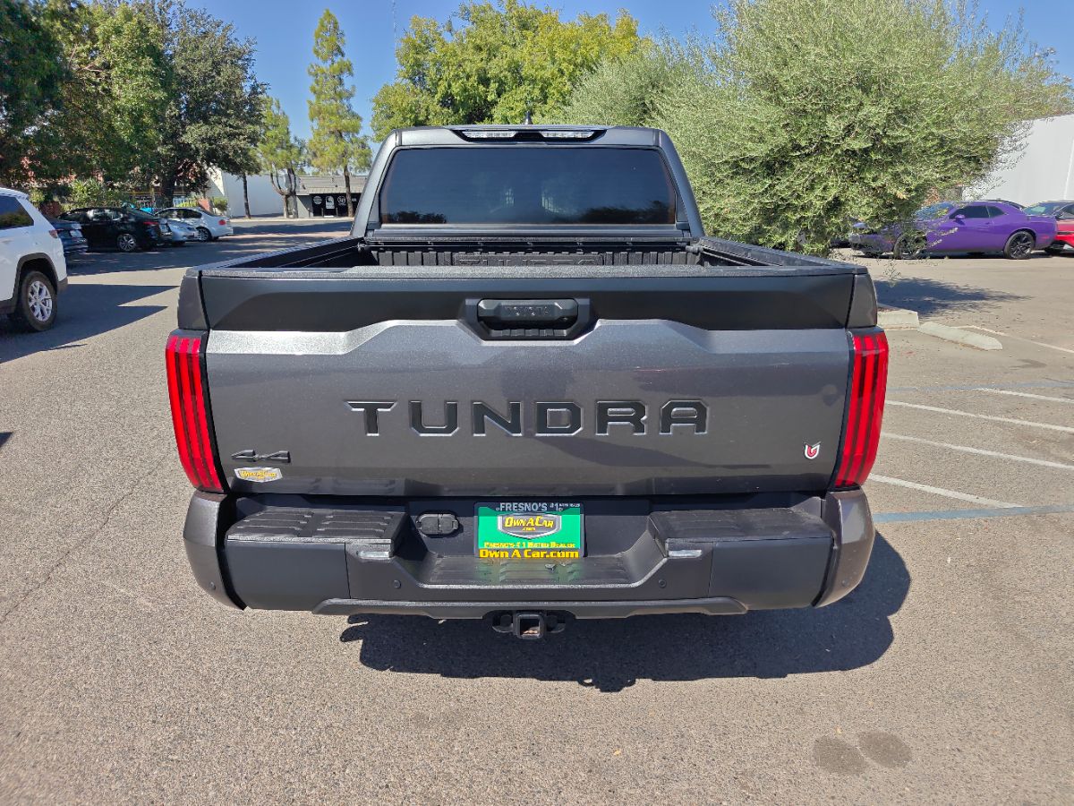 Toyota Tundra photo 11