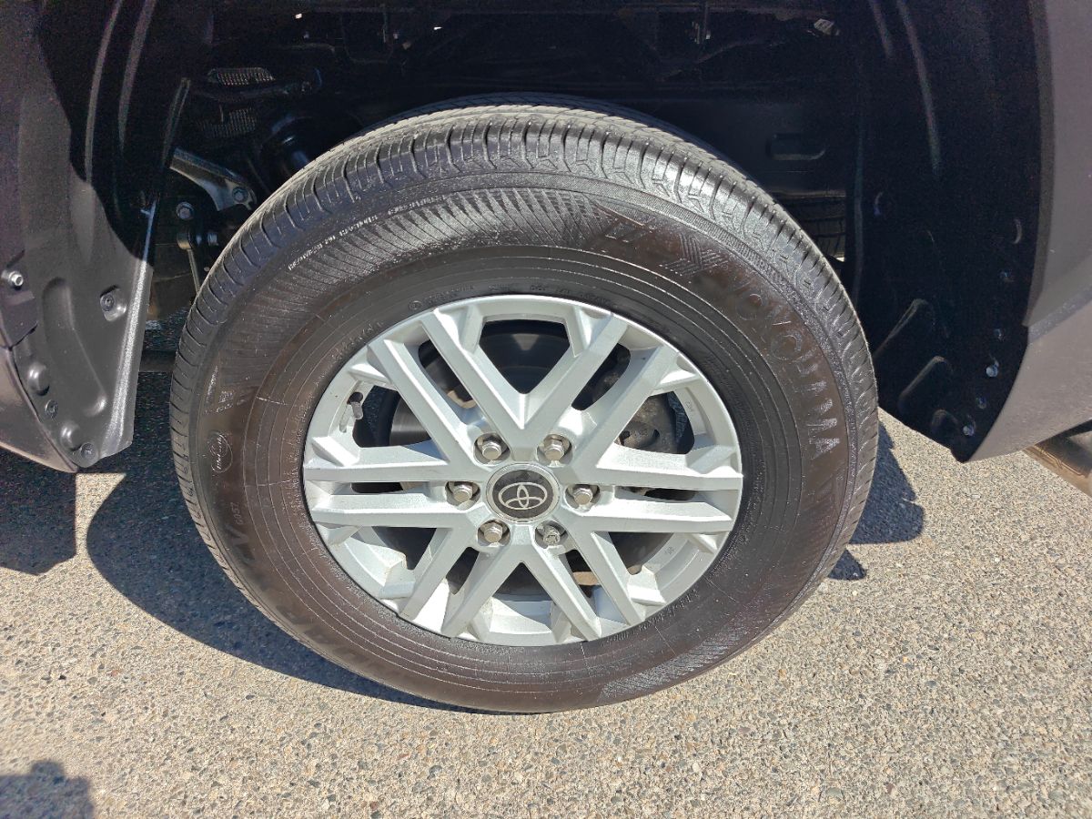 Toyota Tundra photo 15