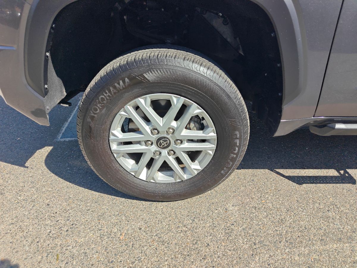 Toyota Tundra photo 16