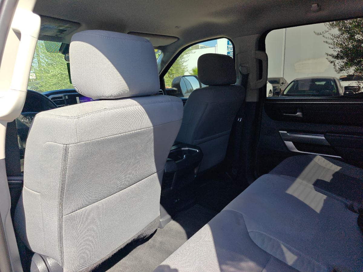 Toyota Tundra photo 18
