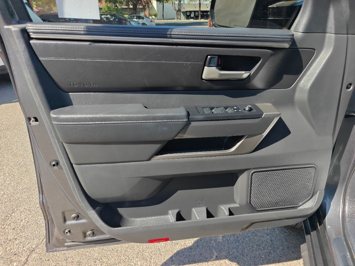 Toyota Tundra photo 21