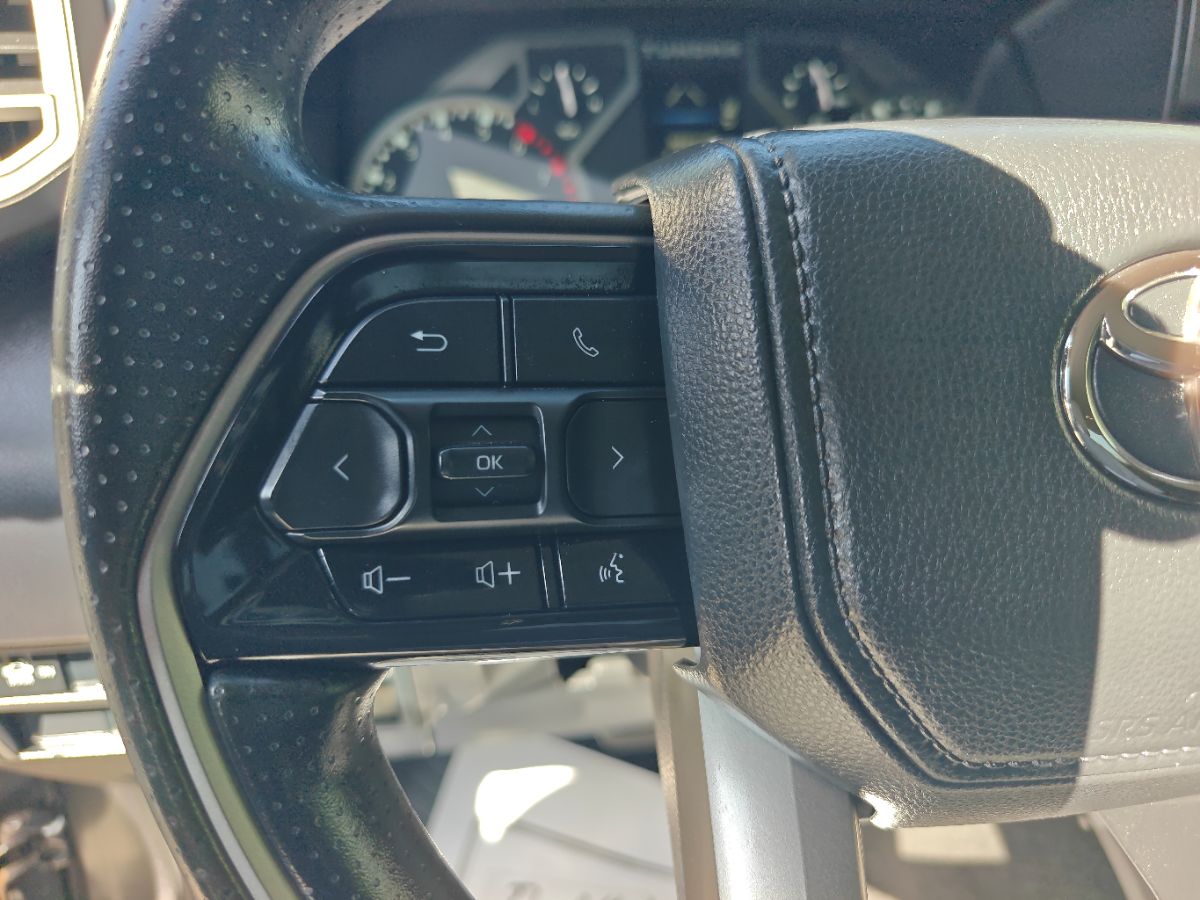 Toyota Tundra photo 25
