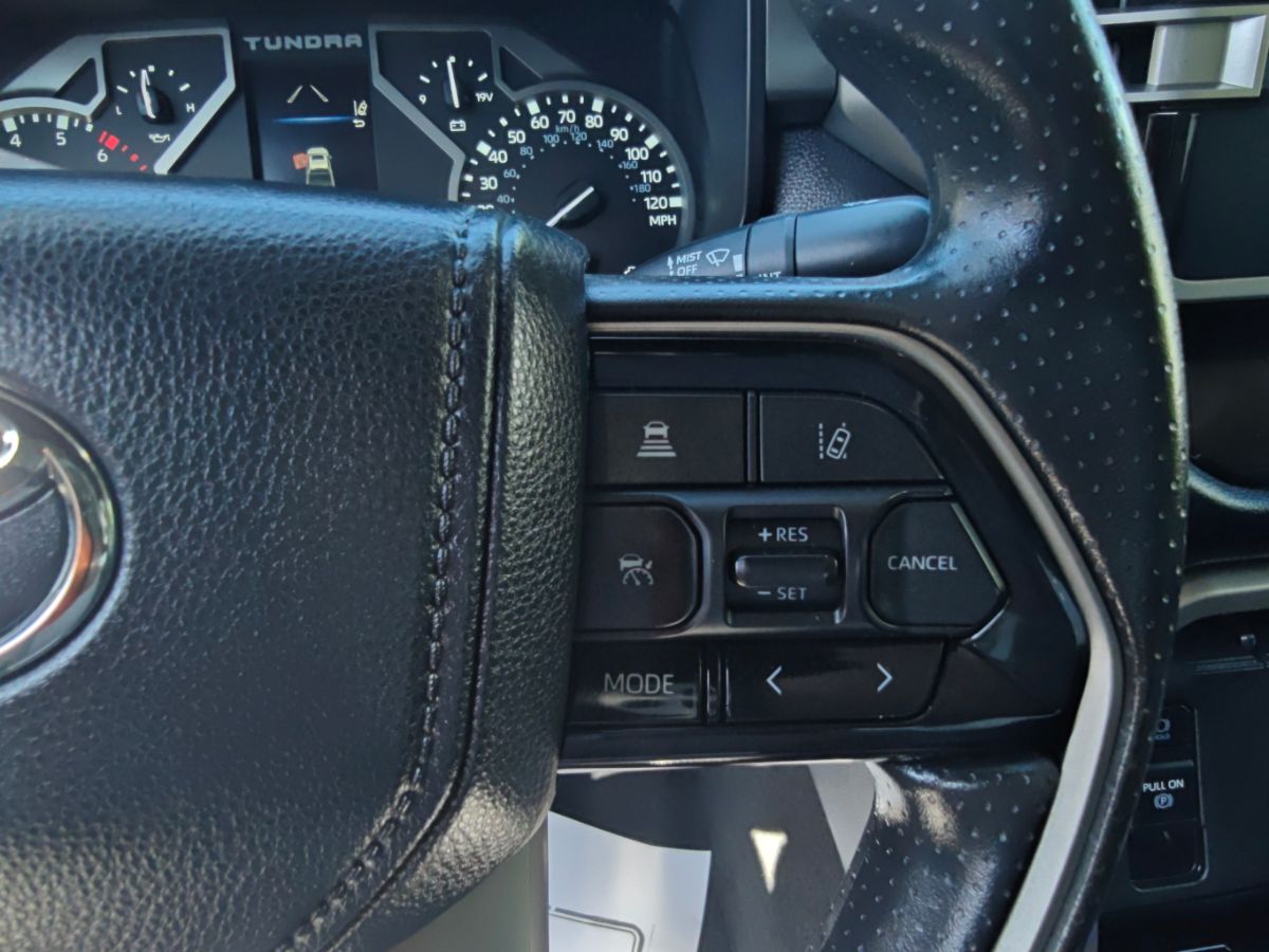 Toyota Tundra photo 26