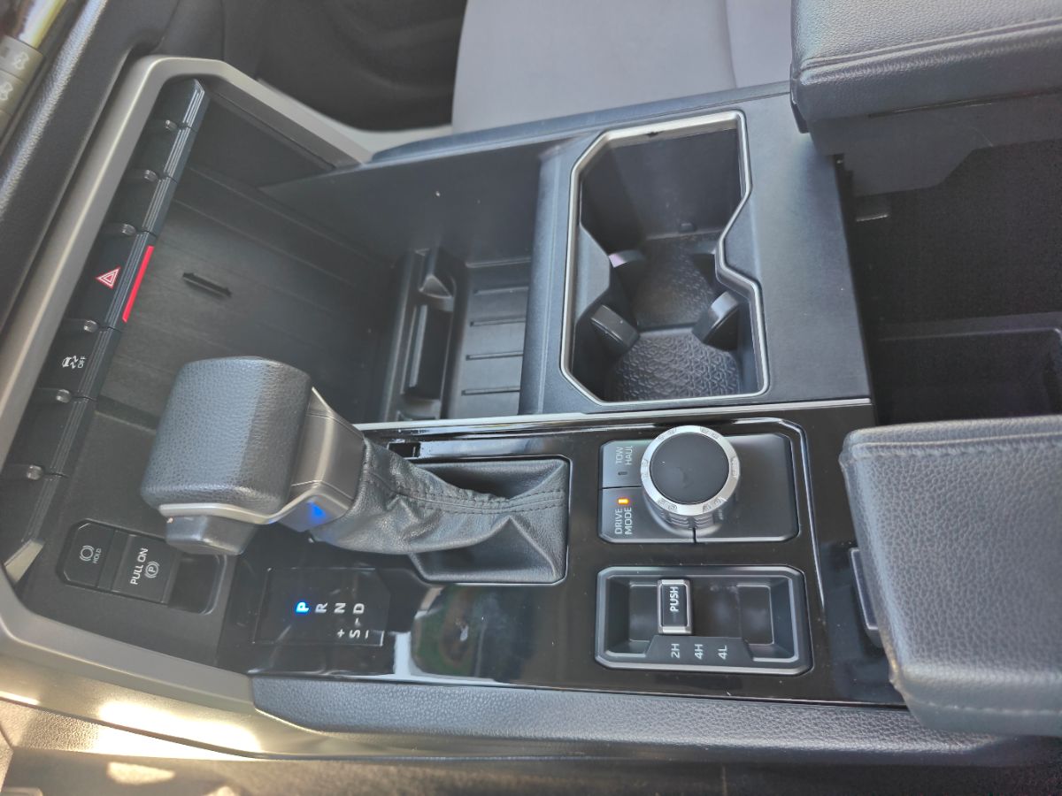 Toyota Tundra photo 31