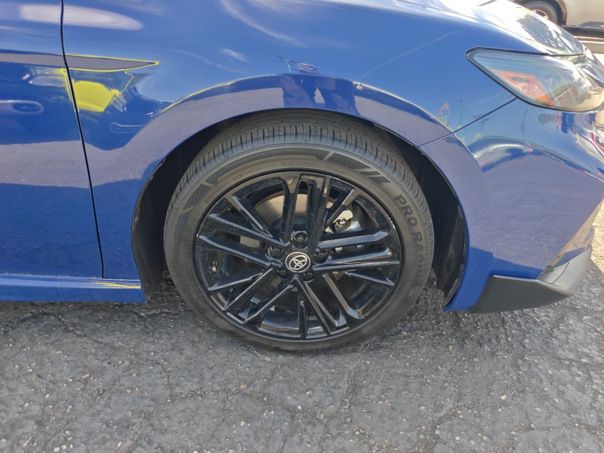 Toyota Camry photo 8