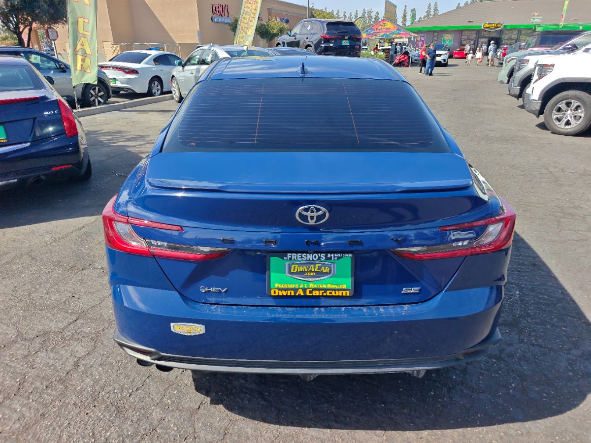Toyota Camry photo 11