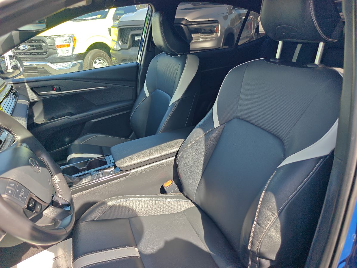 Toyota Camry photo 22