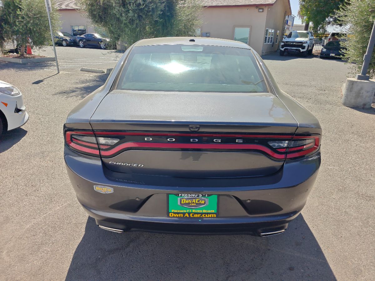 Dodge Charger photo 11
