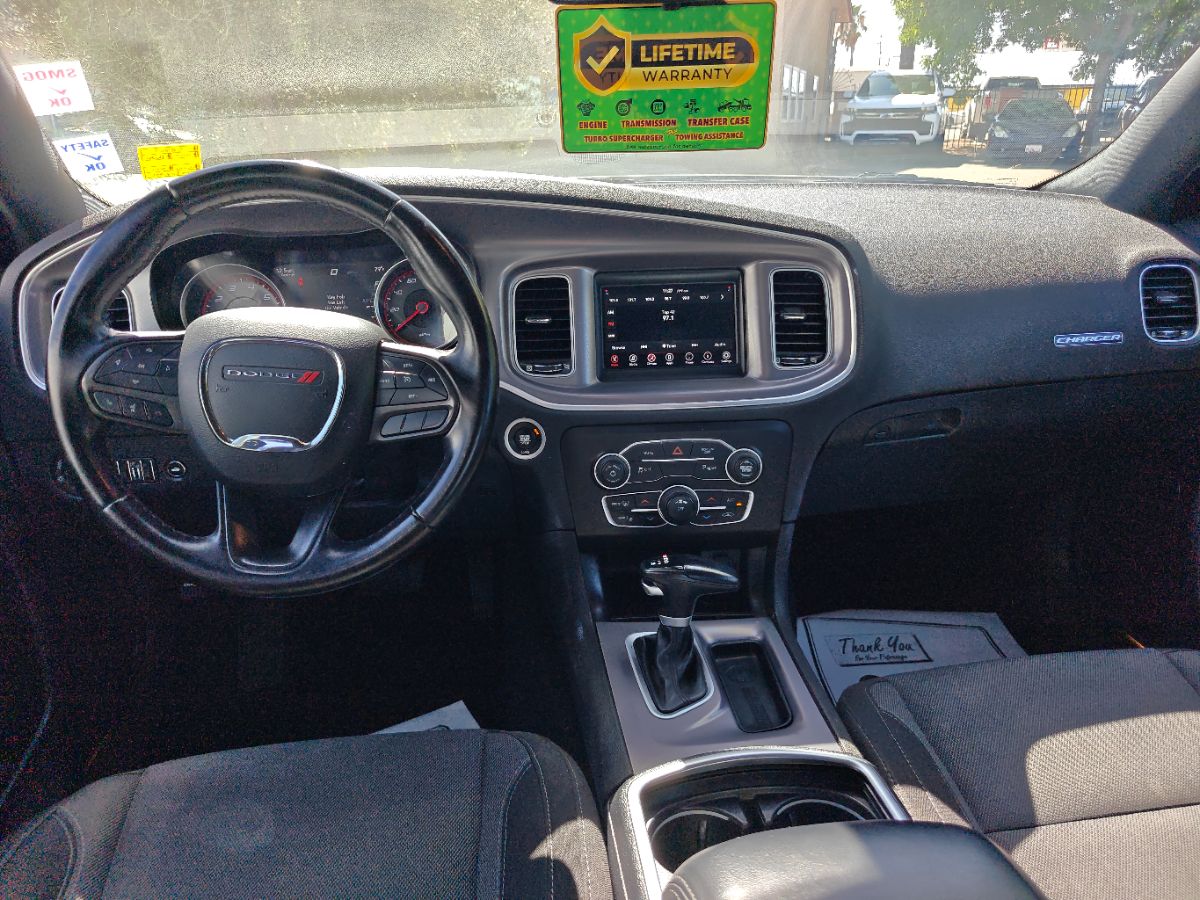 Dodge Charger photo 19